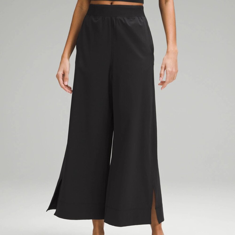 NWT lululemon Stretch Woven High-Rise Wide-Leg Cropped Pant